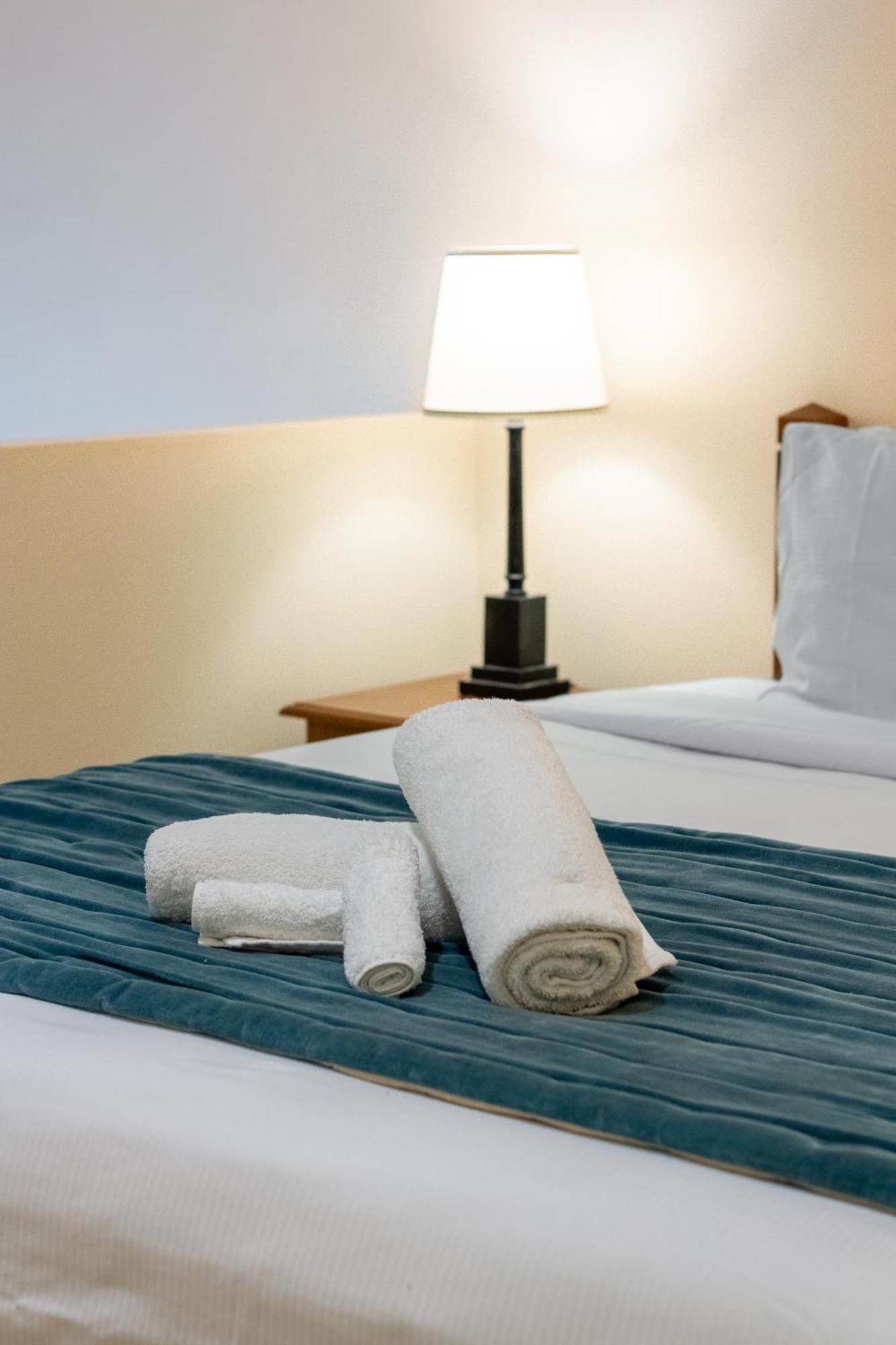Beauty In The Cbd - 1Bed Free Parking Pool Apartamento Christchurch Exterior foto