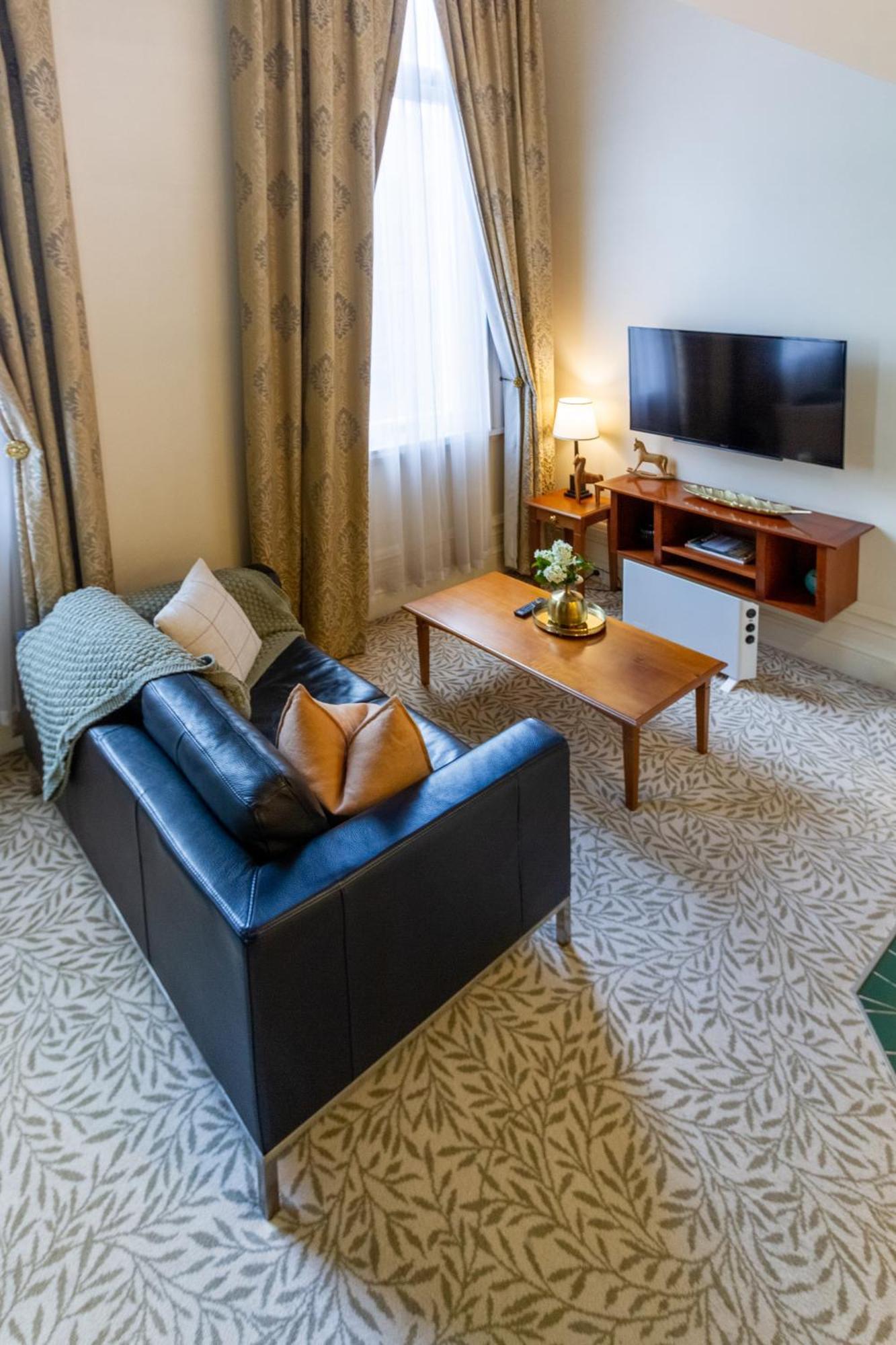 Beauty In The Cbd - 1Bed Free Parking Pool Apartamento Christchurch Exterior foto