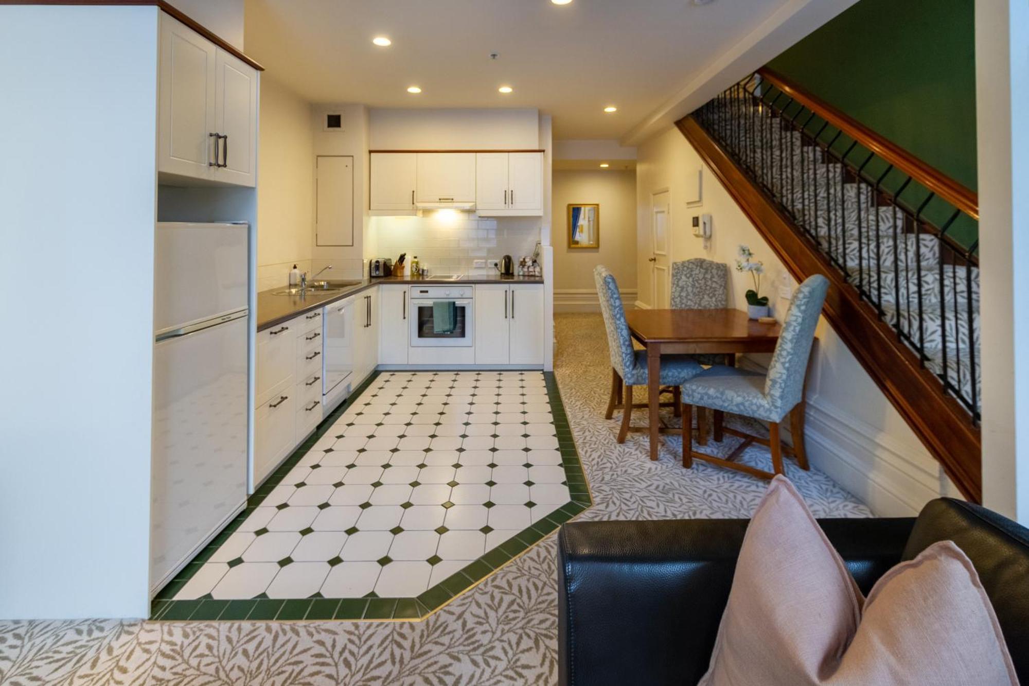Beauty In The Cbd - 1Bed Free Parking Pool Apartamento Christchurch Exterior foto